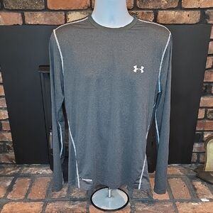 Under Armour Men's Charcoal Long Sleeve Tee, Large
